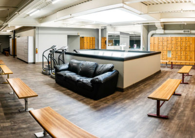 Lounge and private lockers at Lyft Fitness Gym in Gresham